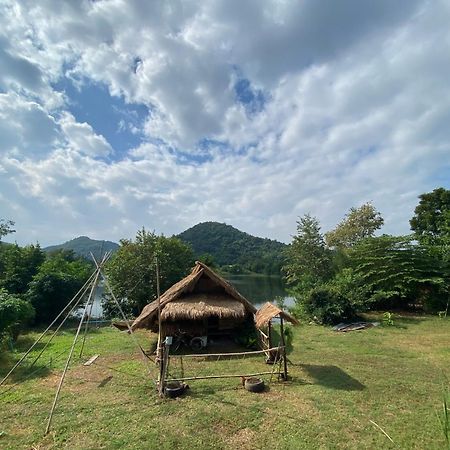 Royal Mountain Hut Hotel Ratchaburi Exterior photo