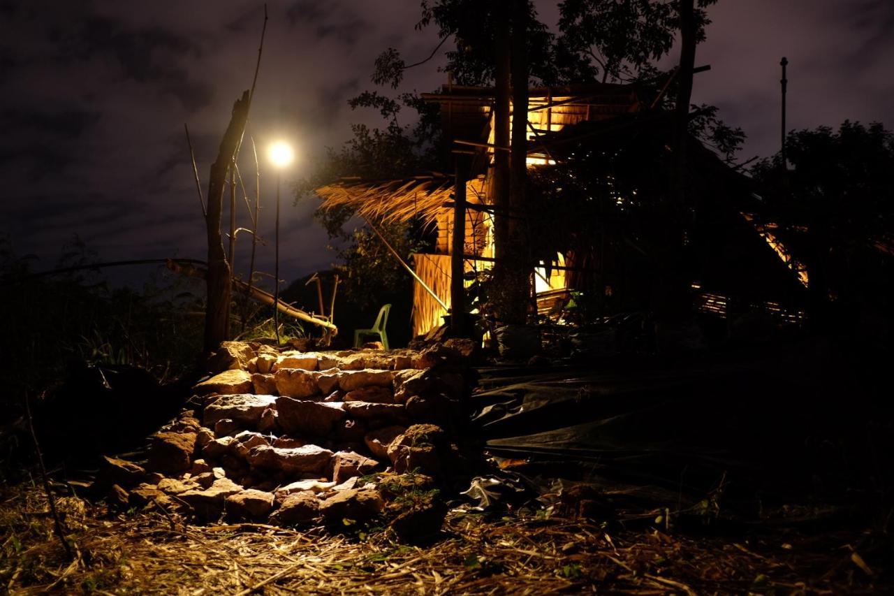Royal Mountain Hut Hotel Ratchaburi Exterior photo