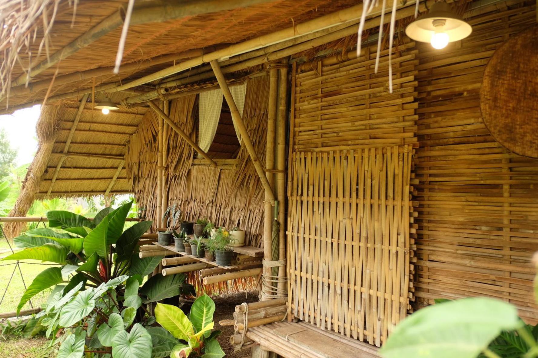 Royal Mountain Hut Hotel Ratchaburi Room photo